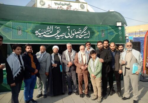 حضور برادر شهید چمران(رییس محترم شورای شهر تهران) درکنار خادمین موکب جهادی روح الله ارومیه